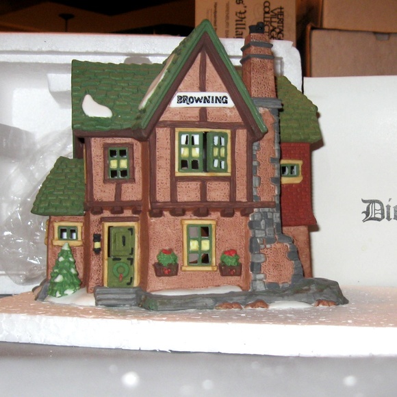 Department 56 Other - Dickens' Village Portobello Road Thatched Cottages